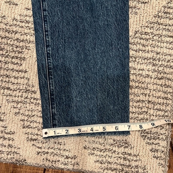 Abercrombie & Fitch High Rise Mom Jeans - Picture 5 of 12